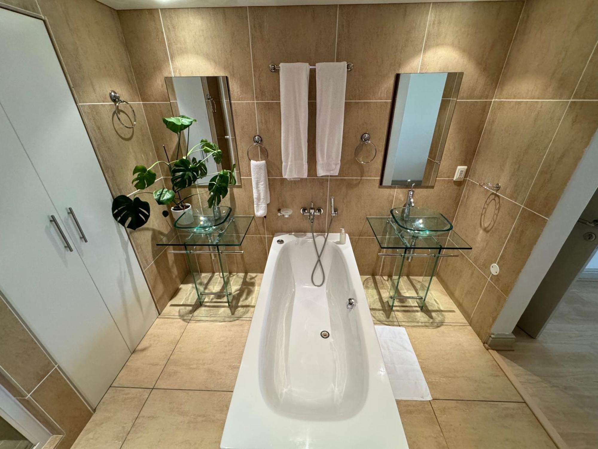 Loddey'S Self Catering Apartments - By Beach Collection Strand Eksteriør billede